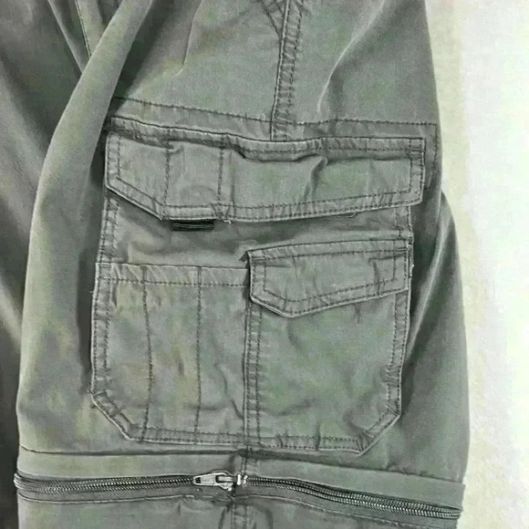 B.C. Clothing Co. Pants Gray Men’s XL x 30” Convertible Zip Cargo Pants/Shorts - Picture 4 of 8